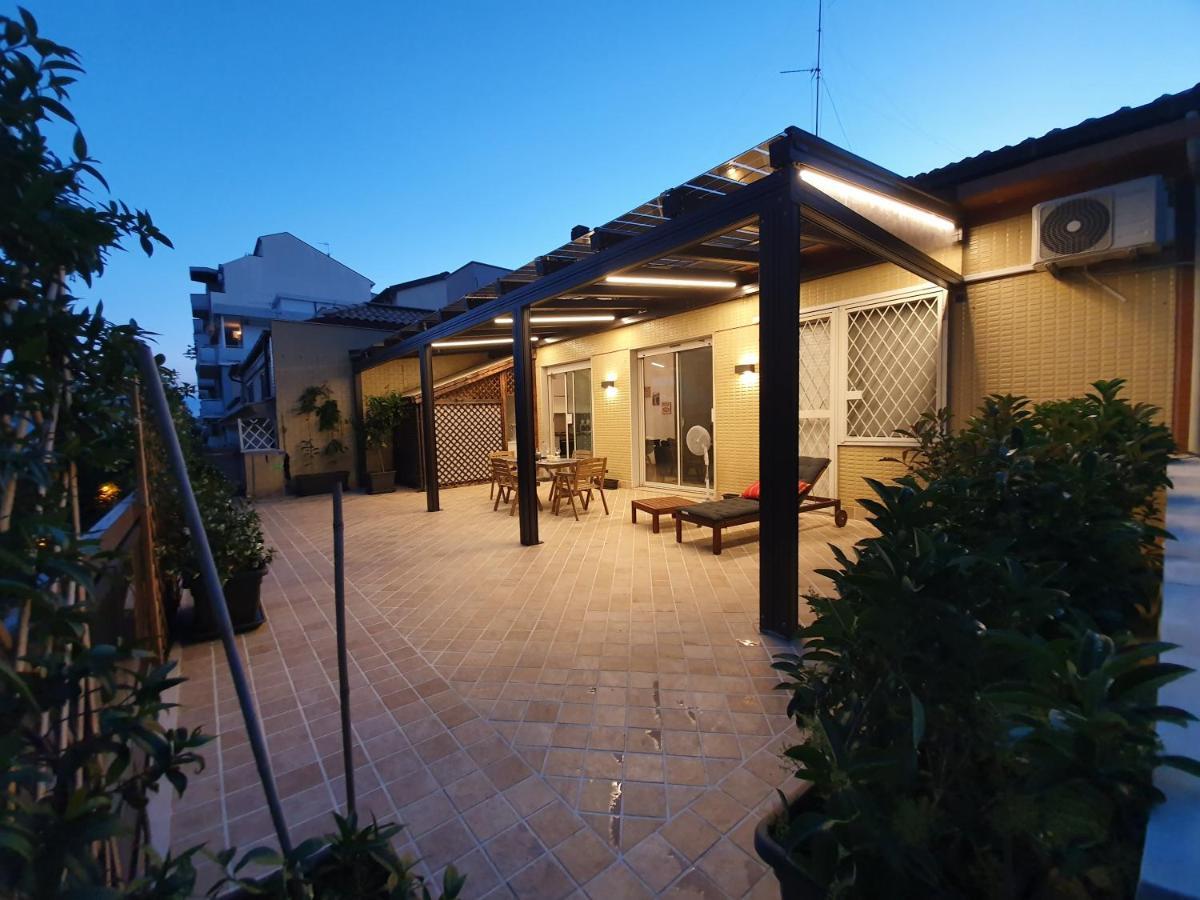 Luxury Penthouse With Sea View - City Center Pescara Exterior foto